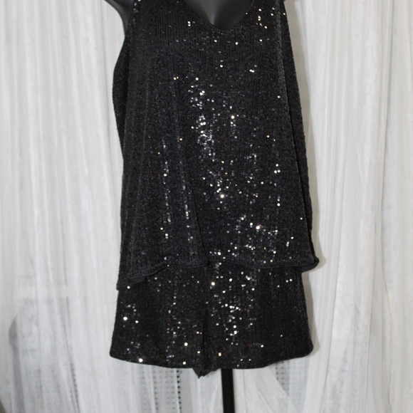 Express Black Sequin Tank Top (XL) Sleeveless Camisole and Shorts . (M) - Picture 2 of 9